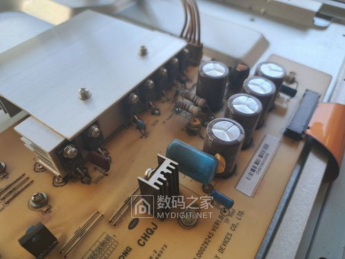 拆修長(zhǎng)虹50寸等離子電視機(jī)自動(dòng)關(guān)機(jī)