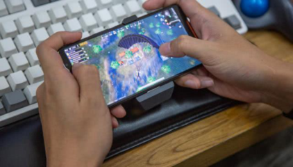 手機游戲時無法充電，真的是手機的鍋嗎？